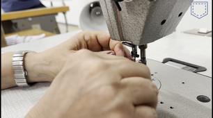 Enfilage de la piqueuse plate (Ancienne génération)